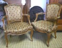 PAIRE DE FAUTEUILS DE STYLE LOUIS XV