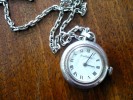 MONTRE DE COL EN ARGENT