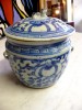 POT COUVERT EN PORCELAINE CHINE XIXe