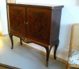 MEUBLE EN PLACAGE DE PALISSANDE ANNEES 50