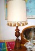 GRANDE LAMPE EN BOIS TOURNE