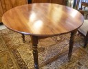 TABLE RONDE EN NOYER