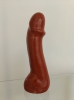 Phallus en pltre patin rouge